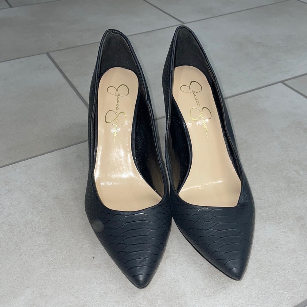Jessica Simpson heels, size 8 1/2.